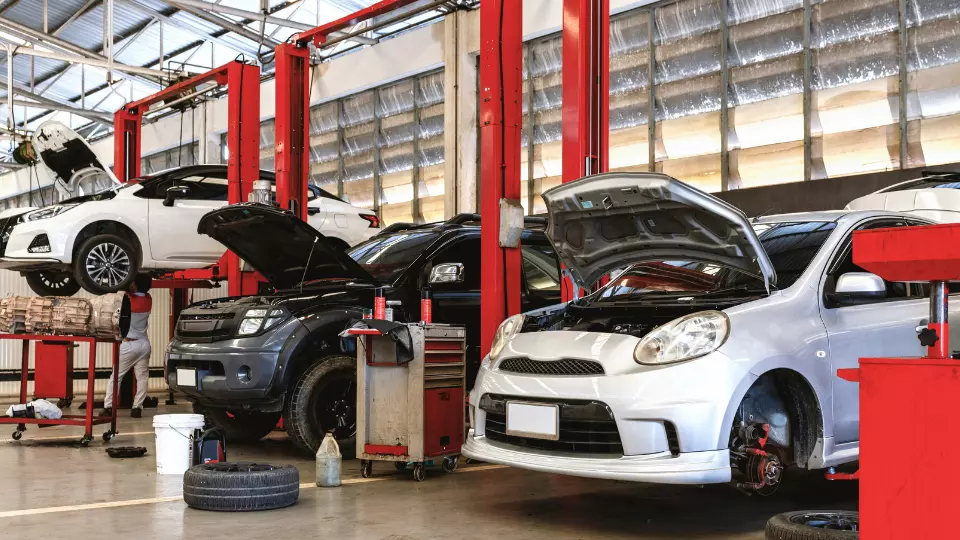 Service après-vente automobile et restitution du véhicule en atelier Service après-vente automobile et restitution du véhicule en atelier